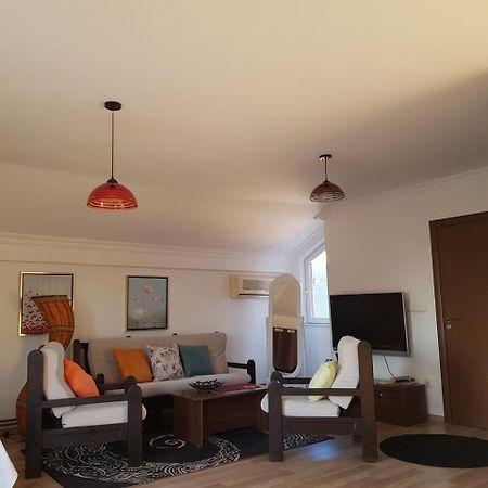 Hotel Kika Приштина Экстерьер фото