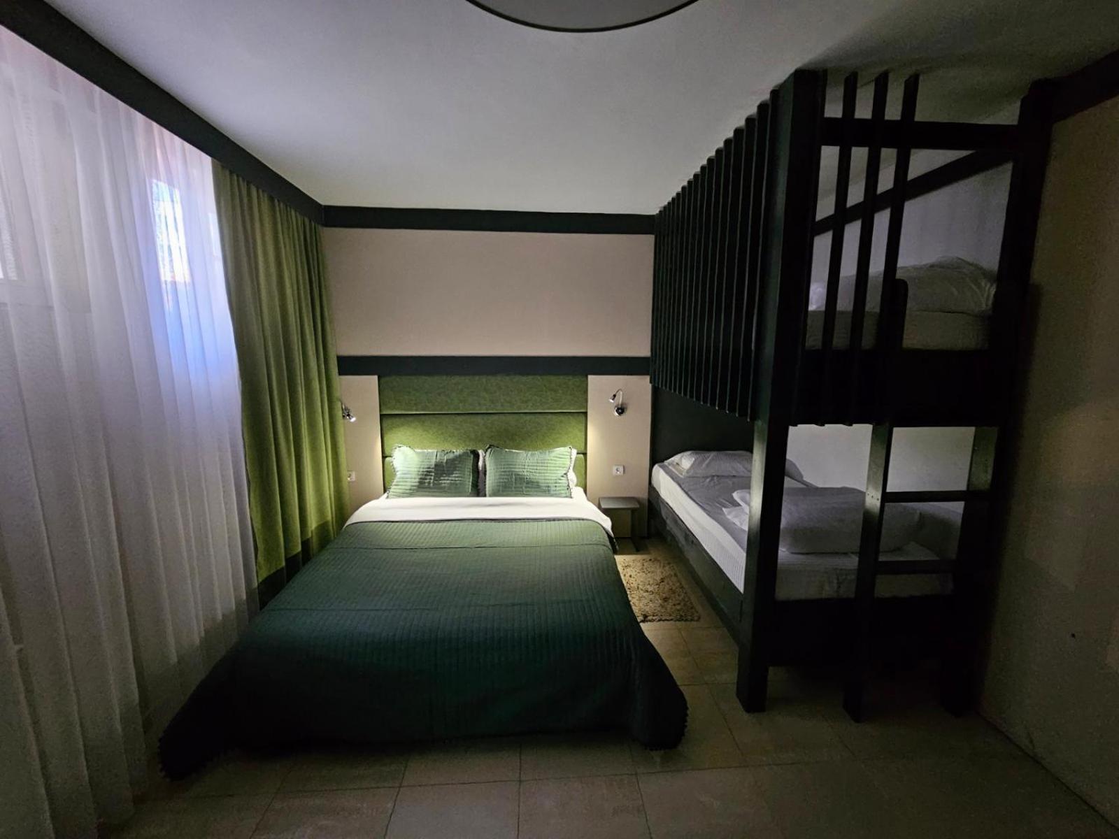 Hotel Kika Приштина Экстерьер фото